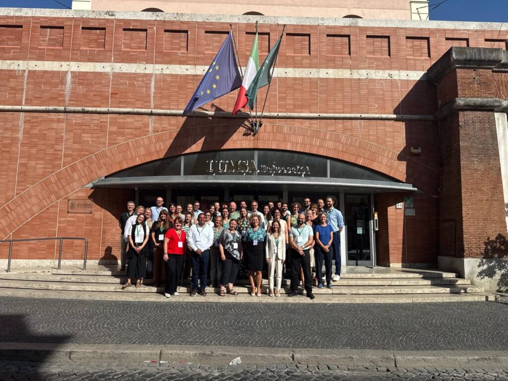 CIRCOLINK partners group photo in front of LUMSA University in Rome